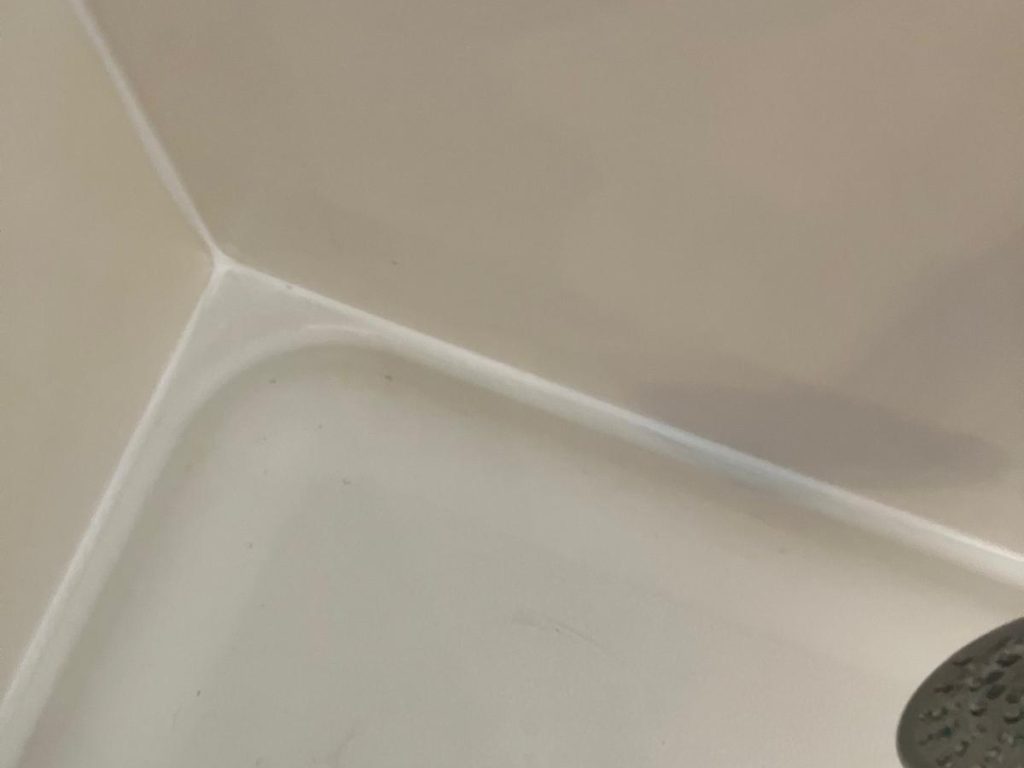 re-caulking re-caulking